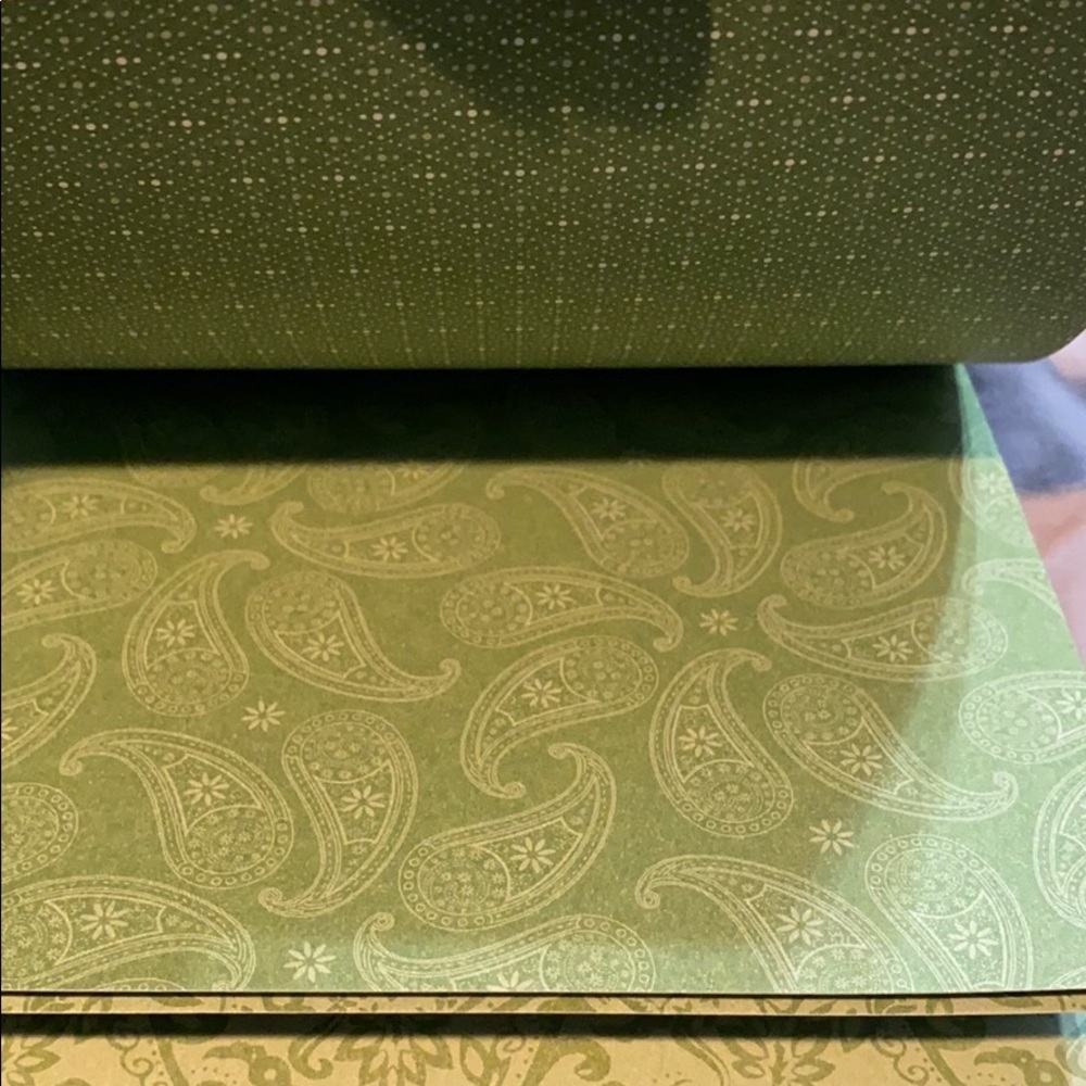 - Brand new 4 pads of Stampin up printed pap… - Picture 6 of 8